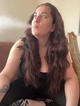 yzabell18 online show from April 5, 2026, 10:56 am