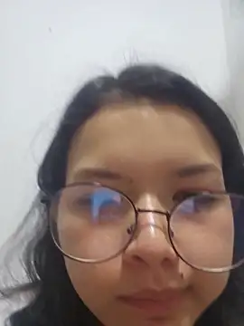 Snapshot of azumiichan chatting on June 4, 2026, 5:30 pm azumiichan online show from June 4, 2026, 5:30 pm