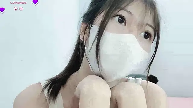 tanhxiu online show from January 2, 2025, 4:02 pm