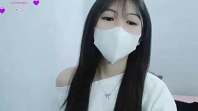 tanhxiu online show from January 3, 2025, 8:43 am