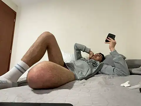 femboyxx69 online show from April 18, 2026, 2:10 pm