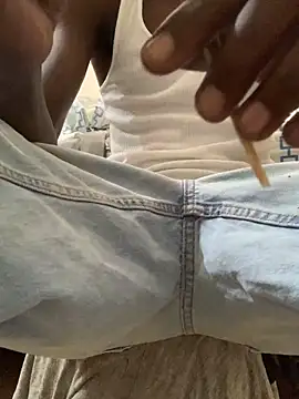 Snapshot of funpharoh1 chatting on September 17, 2025, 2:19 pm funpharoh1 online show from September 17, 2025, 2:19 pm