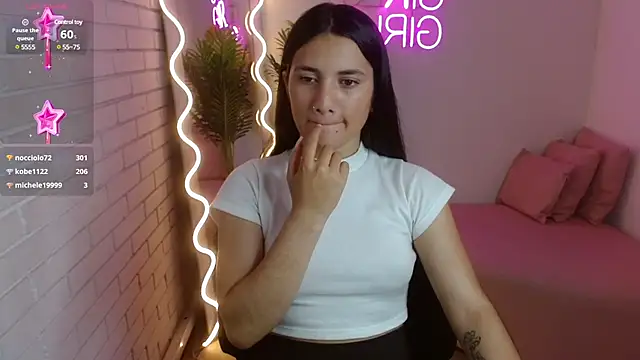 Chiara tay online show from January 8, 2025, 1:32 am