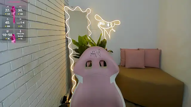 Chiara tay online show from February 5, 2025, 7:20 pm