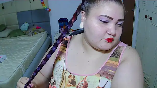 Snapshot of Jones_alexia chatting on April 18, 2026, 5:00 am Jones alexia online show from April 18, 2026, 5:00 am