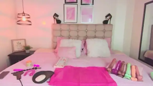 noa  01 online show from November 26, 2025, 2:07 pm