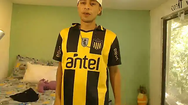 danielitopapuu online show from April 10, 2026, 3:17 pm