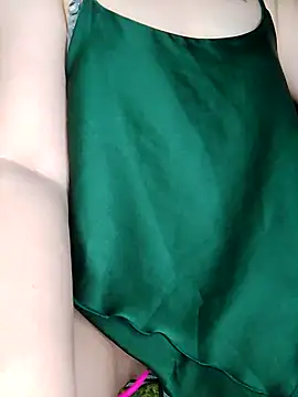 Lini Ery online show from February 6, 2025, 3:31 pm