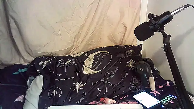 --D-a-D-D-y- online show from January 7, 2025, 12:34 am