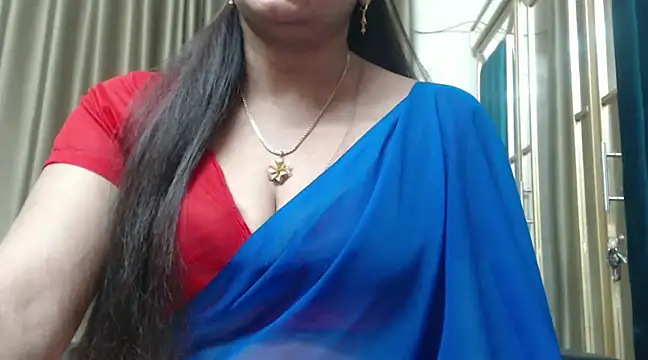 Snapshot of desi-maisa130 chatting on December 22, 2024, 8:36 pm desi-maisa130 online show from December 22, 2024, 8:36 pm