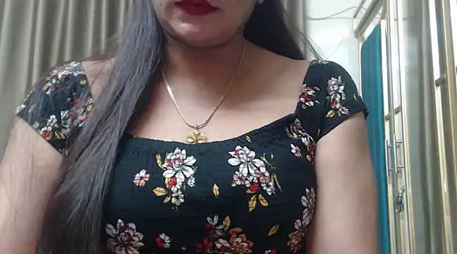 Snapshot of desi-maisa130 chatting on January 18, 2025, 4:31 pm desi-maisa130 online show from January 18, 2025, 4:31 pm