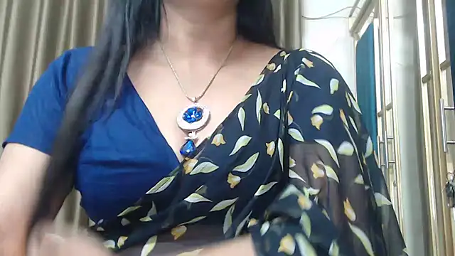 Snapshot of desi-maisa130 chatting on January 22, 2025, 3:07 pm desi-maisa130 online show from January 22, 2025, 3:07 pm