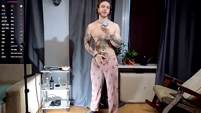 pleasure8869 online show from November 22, 2025, 7:07 am