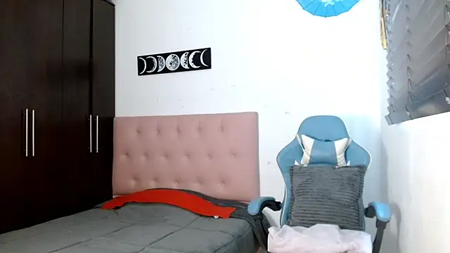 TokioStar online show from September 18, 2025, 2:30 pm