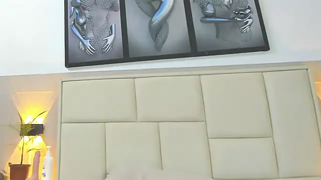 angel adamx online show from February 13, 2025, 6:20 am