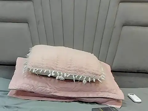 angel adamx online show from November 2, 2025, 3:20 am