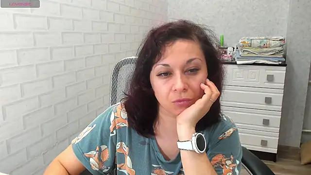 TeasyLana online show from March 23, 2026, 8:02 pm