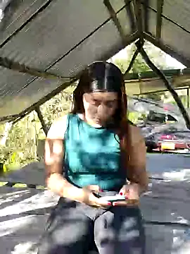 Snapshot of caro_sweett chatting on December 27, 2024, 1:18 pm caro sweett online show from December 27, 2024, 1:18 pm