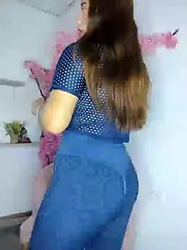 Snapshot of caro_sweett chatting on March 10, 2025, 11:32 am caro sweett online show from March 10, 2025, 11:32 am