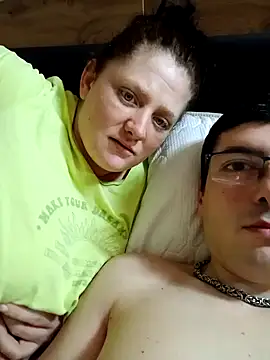 Coupleforever2 online show from January 3, 2025, 8:54 pm