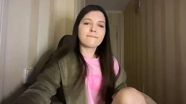 Snapshot of Lina_Most chatting on February 17, 2026, 9:21 pm Lina Most online show from February 17, 2026, 9:21 pm