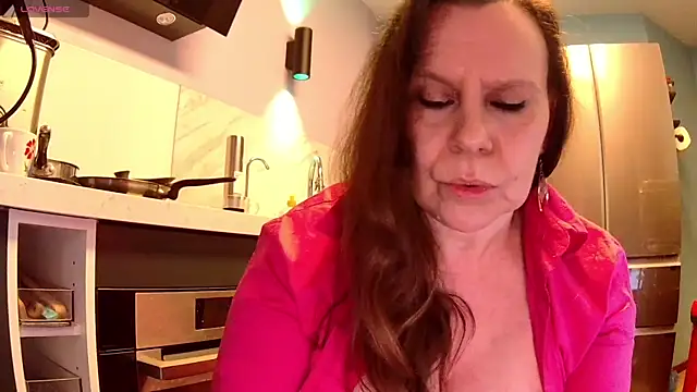 Endrocleia online show from March 14, 2025, 11:11 pm