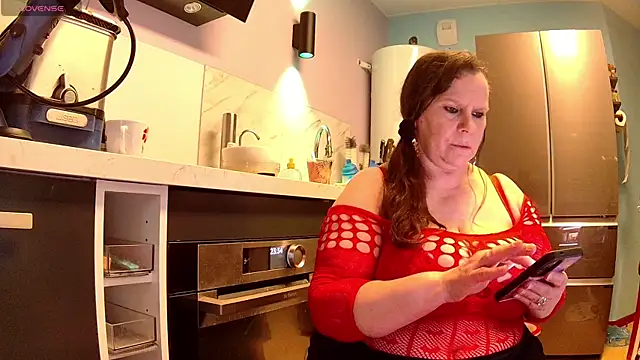 Endrocleia online show from October 9, 2025, 9:35 pm