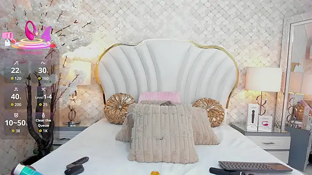 IsabellaKanned online show from October 7, 2025, 2:03 pm