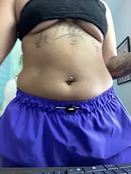 Snapshot of Ivann4 chatting on December 7, 2024, 5:31 pm Ivann4 online show from December 7, 2024, 5:31 pm