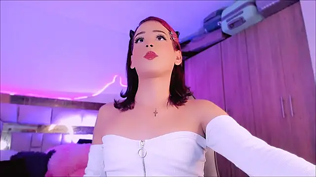 Snapshot of Lucidollts_ chatting on January 13, 2025, 11:08 am Lucidollts online show from January 13, 2025, 11:08 am