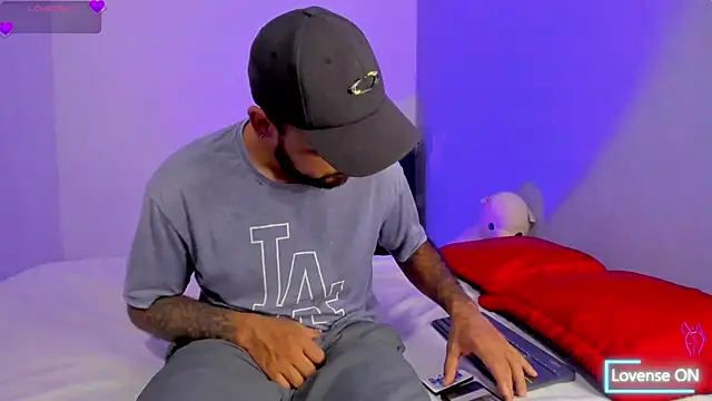 Snapshot of 6_bunny_9 chatting on January 21, 2025, 4:05 pm 6 bunny 9 online show from January 21, 2025, 4:05 pm