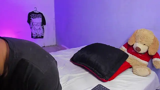 Snapshot of 6_bunny_9 chatting on February 10, 2025, 5:03 am 6 bunny 9 online show from February 10, 2025, 5:03 am