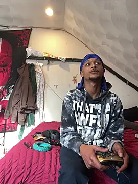 rayyymack online show from February 16, 2026, 7:32 pm