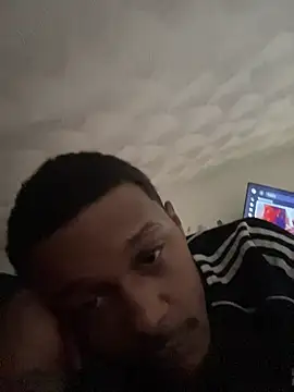 rayyymack online show from March 27, 2026, 12:49 pm