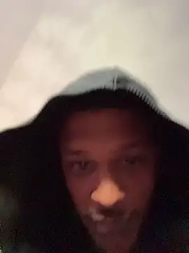 rayyymack online show from April 11, 2026, 1:37 pm