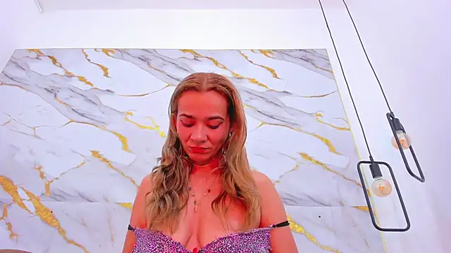 Snapshot of penelope_handaos chatting on February 28, 2025, 7:37 am penelope handaos online show from February 28, 2025, 7:37 am