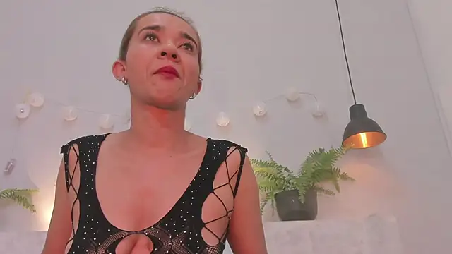 Snapshot of penelope_handaos chatting on March 11, 2025, 9:45 am penelope handaos online show from March 11, 2025, 9:45 am