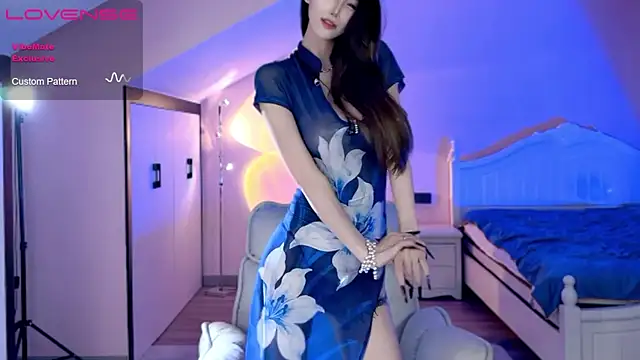 JoooJo  online show from July 25, 2026, 11:57 pm