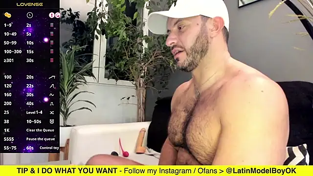 Snapshot of arielenbsas chatting on February 21, 2025, 4:51 am arielenbsas online show from February 21, 2025, 4:51 am