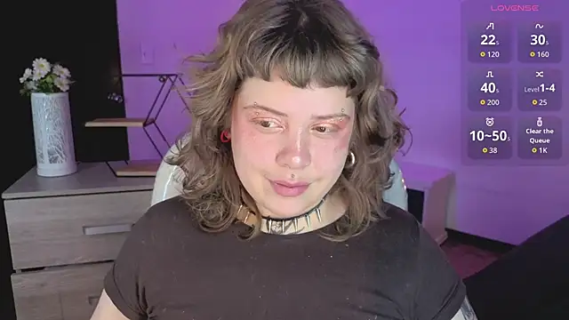 Sabrina scarlett online show from November 7, 2025, 4:45 am