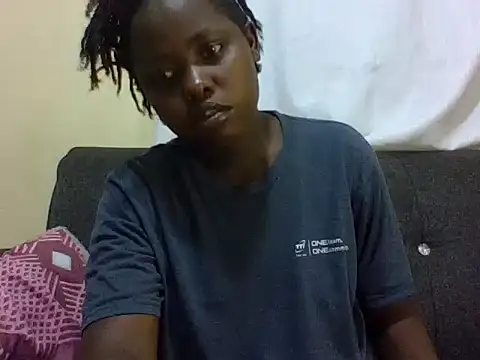 Sweetcecie01 online show from March 22, 2026, 8:56 pm