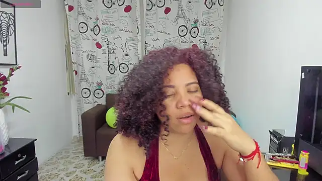 AngelaCoffee online show from February 8, 2025, 9:46 am