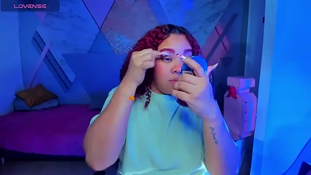 AngelaCoffee online show from October 30, 2025, 3:19 am