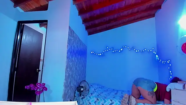 AngelaCoffee online show from February 21, 2026, 9:27 pm