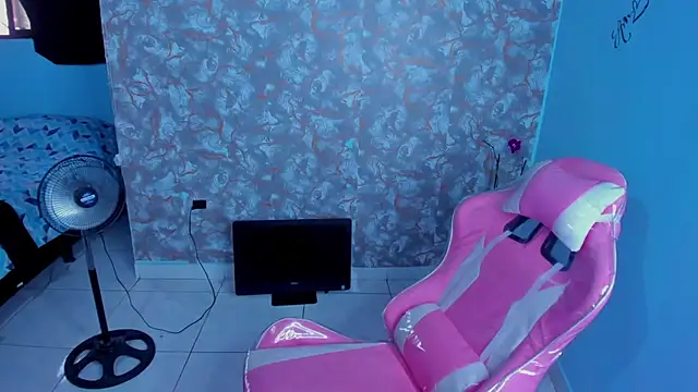 AngelaCoffee online show from March 12, 2026, 10:49 pm