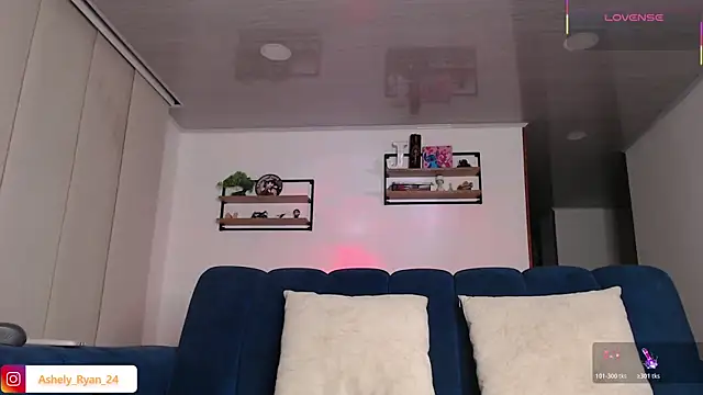 ashely ryan24 online show from April 10, 2026, 12:05 am