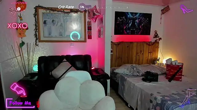 Snapshot of LauGrayJ chatting on February 1, 2025, 5:28 am LauGrayJ online show from February 1, 2025, 5:28 am