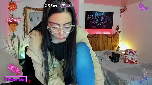 Snapshot of LauGrayJ chatting on February 9, 2025, 8:44 am LauGrayJ online show from February 9, 2025, 8:44 am