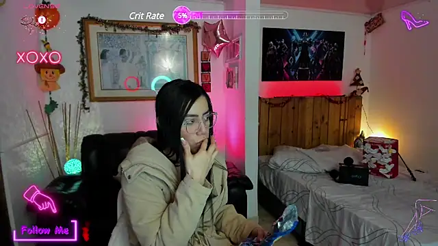 Snapshot of LauGrayJ chatting on February 16, 2025, 3:37 am LauGrayJ online show from February 16, 2025, 3:37 am