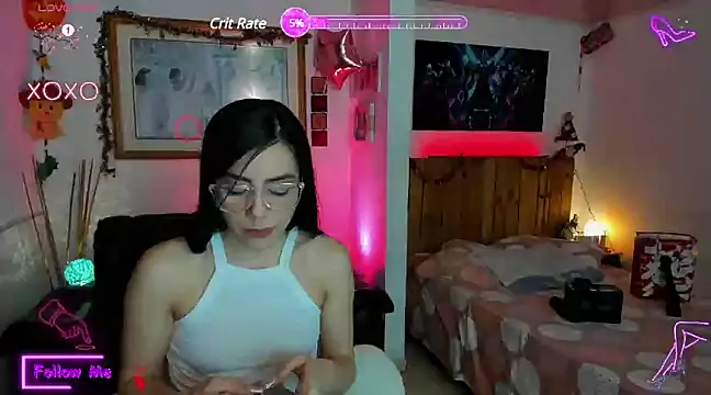 Snapshot of LauGrayJ chatting on February 22, 2025, 3:34 am LauGrayJ online show from February 22, 2025, 3:34 am